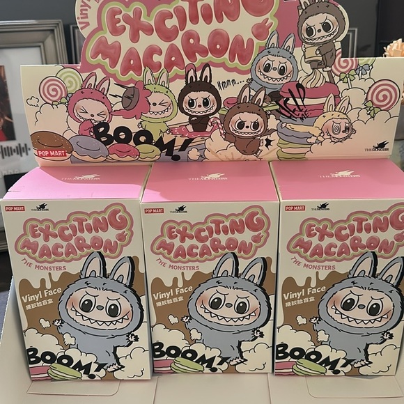NIB LABUBU THE MONSTERS - Exciting
Macaron Blind Box (1 individual box) - Picture 3 of 4